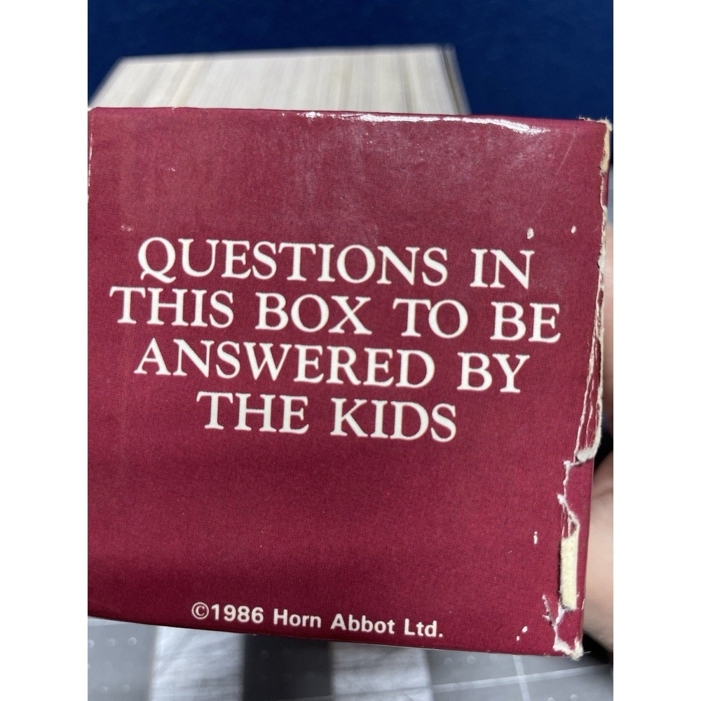 Trivial Pursuit 1986 Magic of Disney Family Game Parts‎ Kids Trivia Cards - Picture 4 of 5